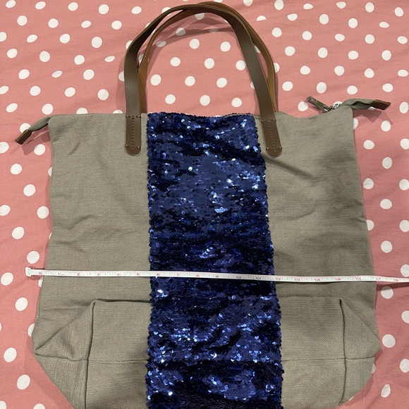 GAP Vintage brand new sequin blue stripe beige shoulder bag; zipper; super cute! - Picture 7 of 9